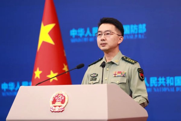 臻富配资 运-20接英烈回国，国防部：英烈归故里 浩气存天地